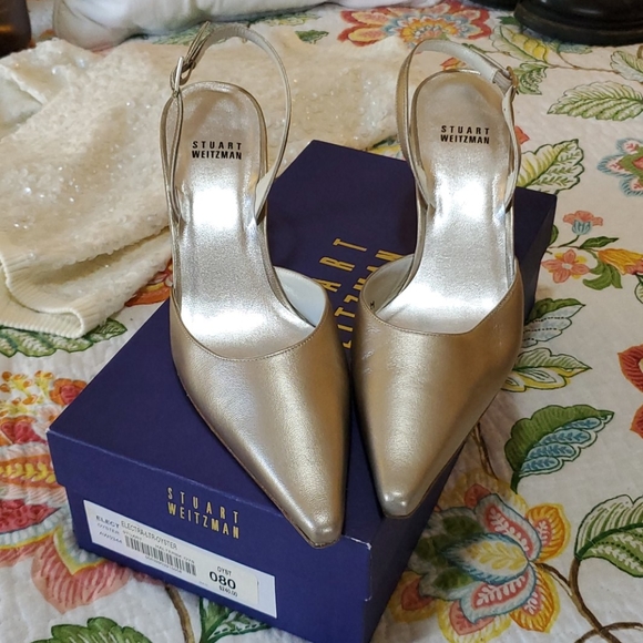 Stuart Weitzman Shoes - Stuart Weitzman Pewter Slingback Heels sz 8